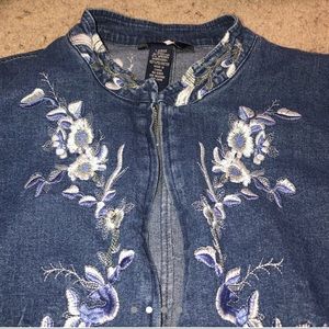 Jackets & Coats - Vintage jean jacket Jackets & Coats - Vintage jean jacket